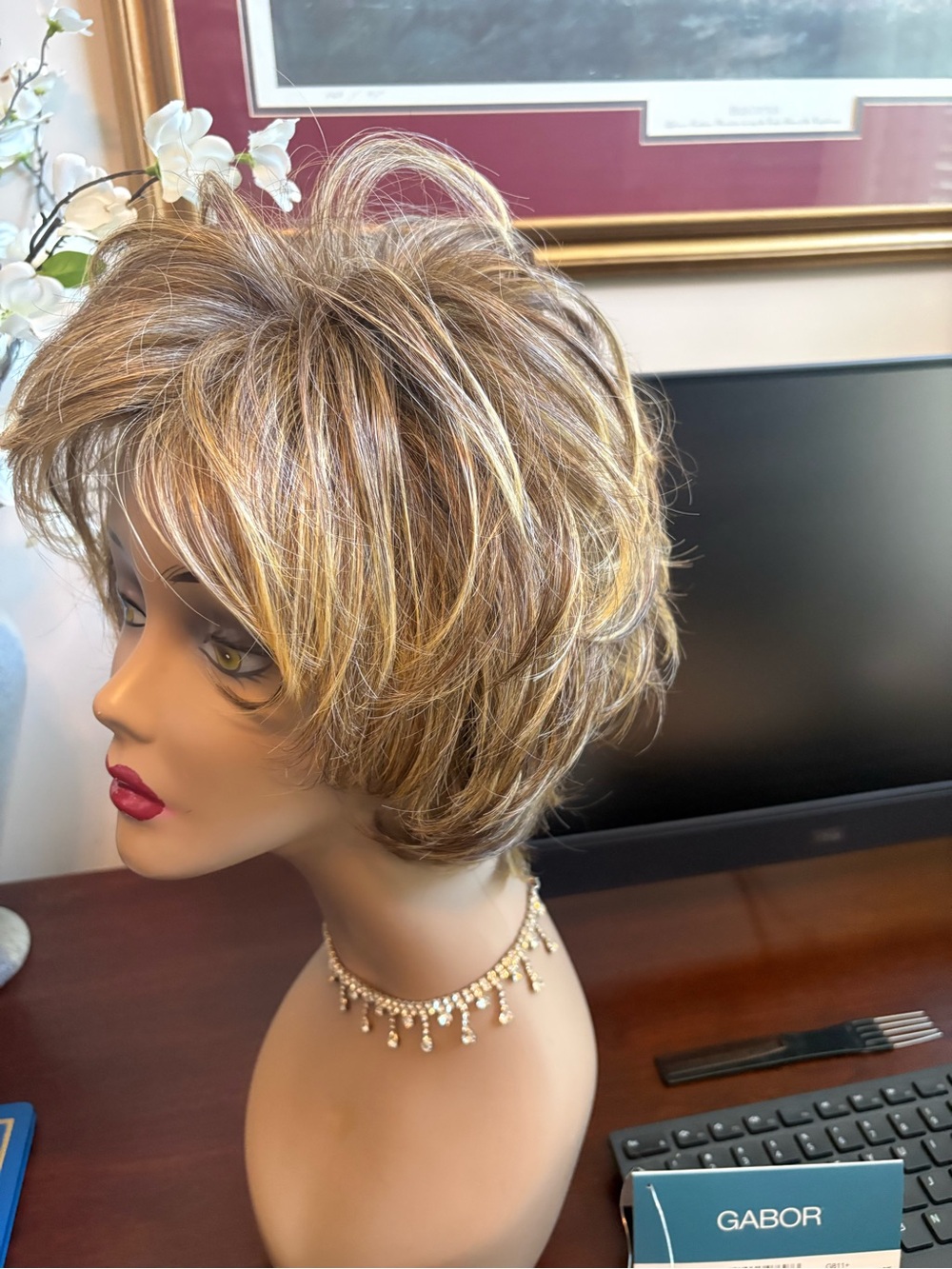 Gabor Short Layered Wig in Blonde and Brown - Picture 4 of 7